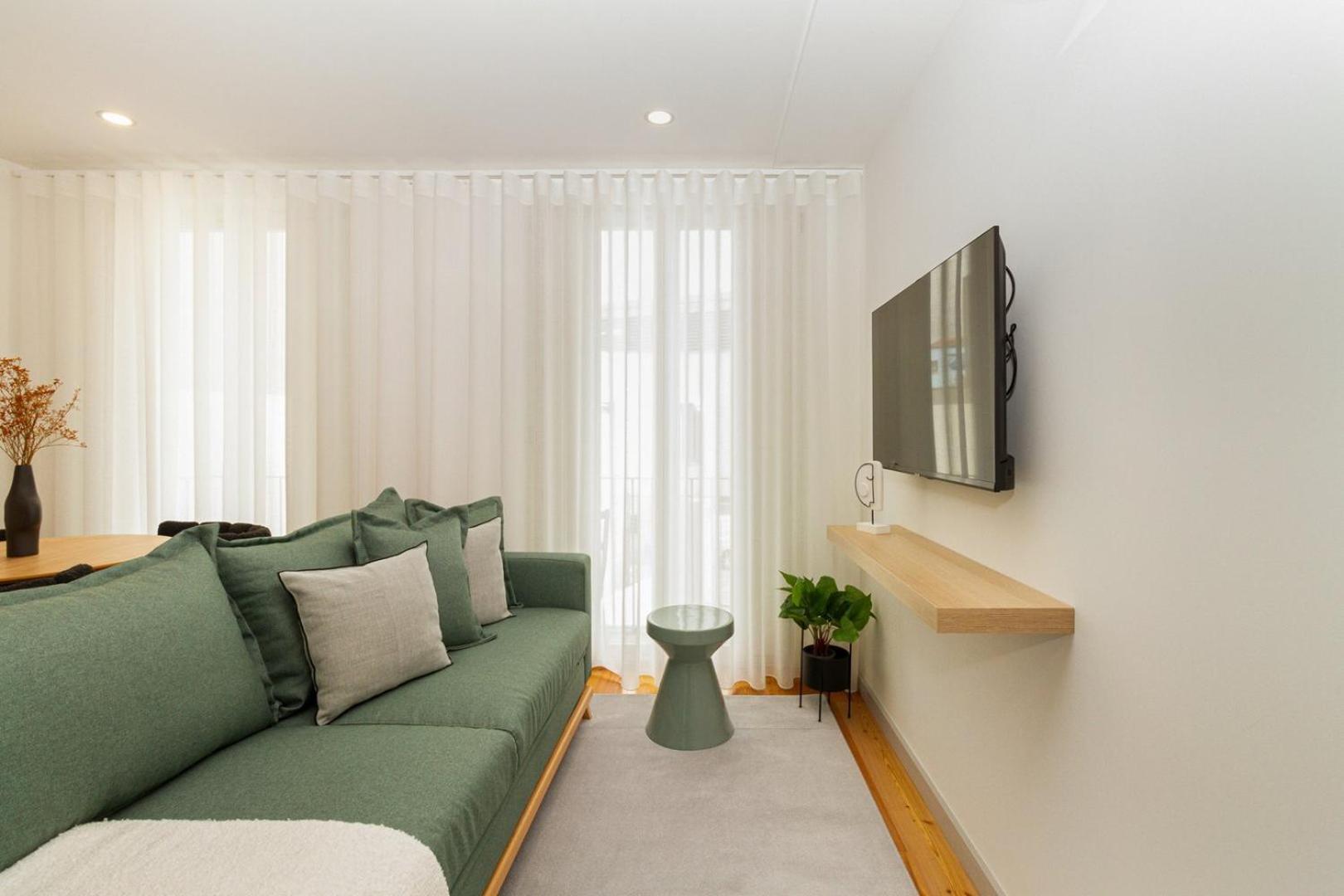 Guestready - Cozy Vitoria Apartment Порту Экстерьер фото