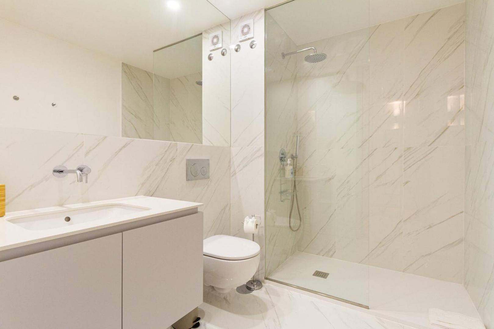 Guestready - Cozy Vitoria Apartment Порту Экстерьер фото