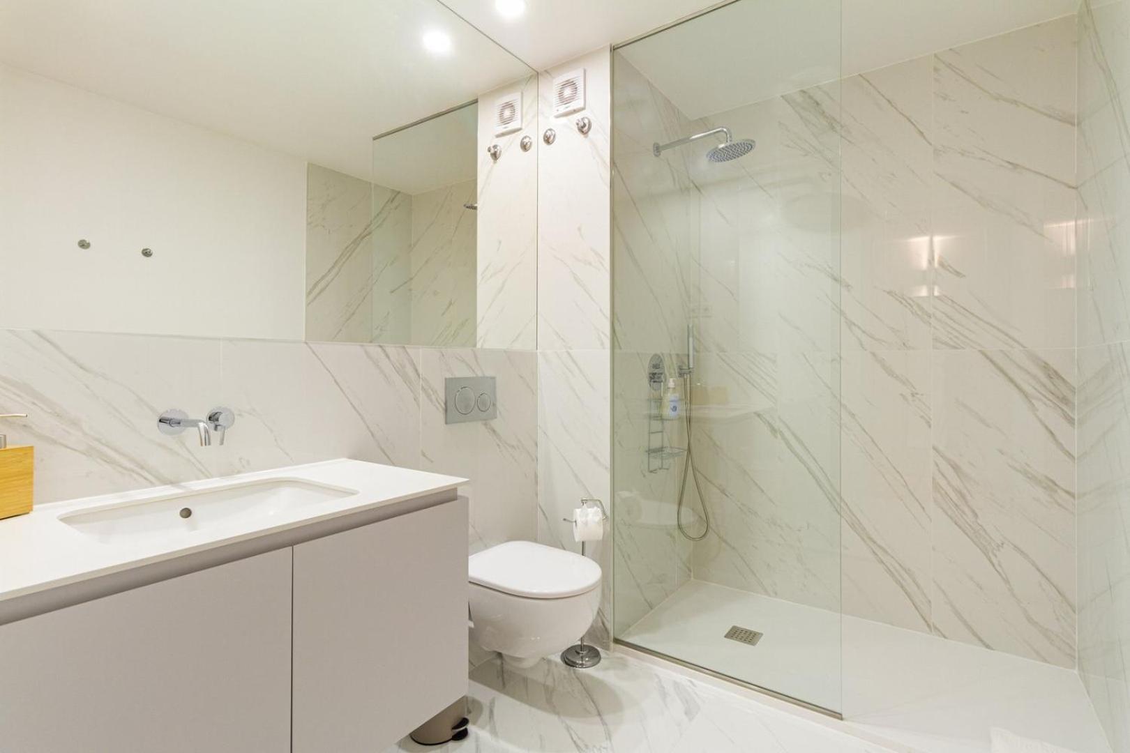 Guestready - Cozy Vitoria Apartment Порту Экстерьер фото