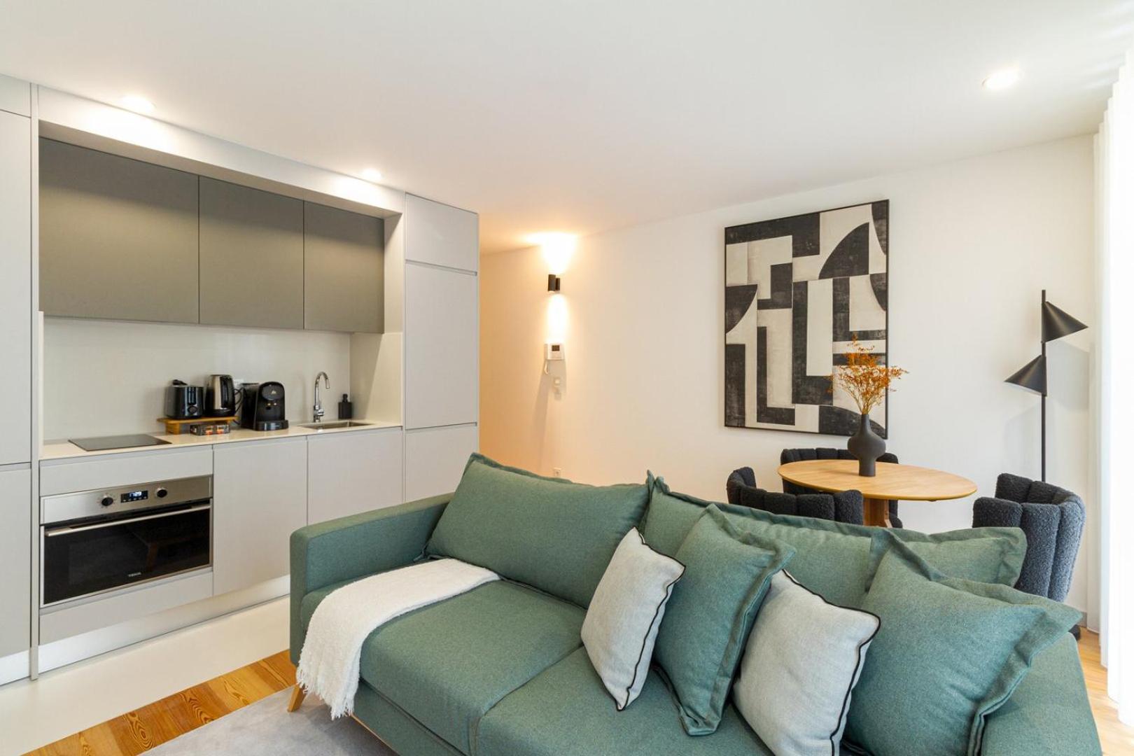 Guestready - Cozy Vitoria Apartment Порту Экстерьер фото